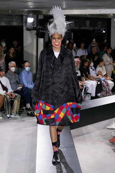 Look 4